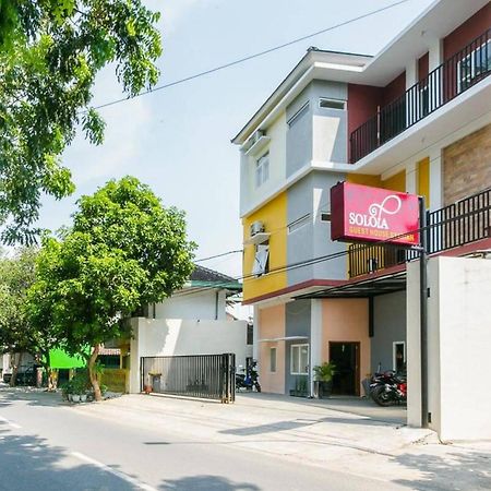Reddoorz Syariah Near Purwosari Train Station Hotel Solo Eksteriør billede