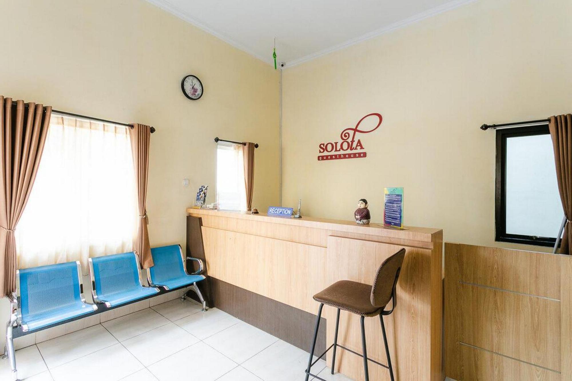 Reddoorz Syariah Near Purwosari Train Station Hotel Solo Eksteriør billede