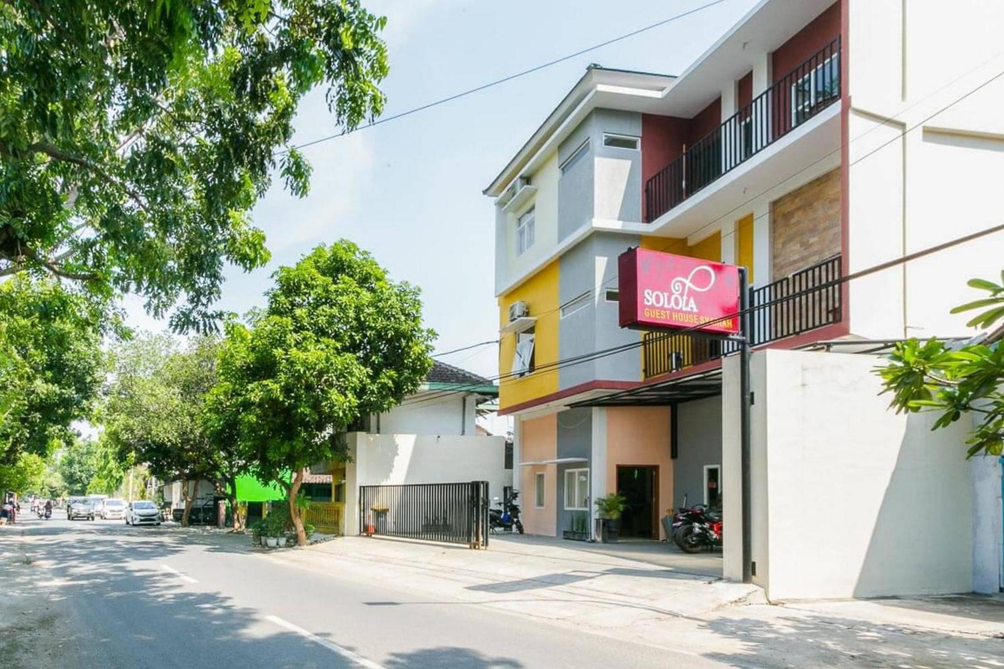 Reddoorz Syariah Near Purwosari Train Station Hotel Solo Eksteriør billede